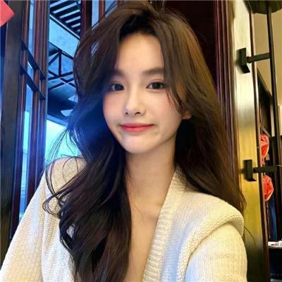 我的同桌是校花